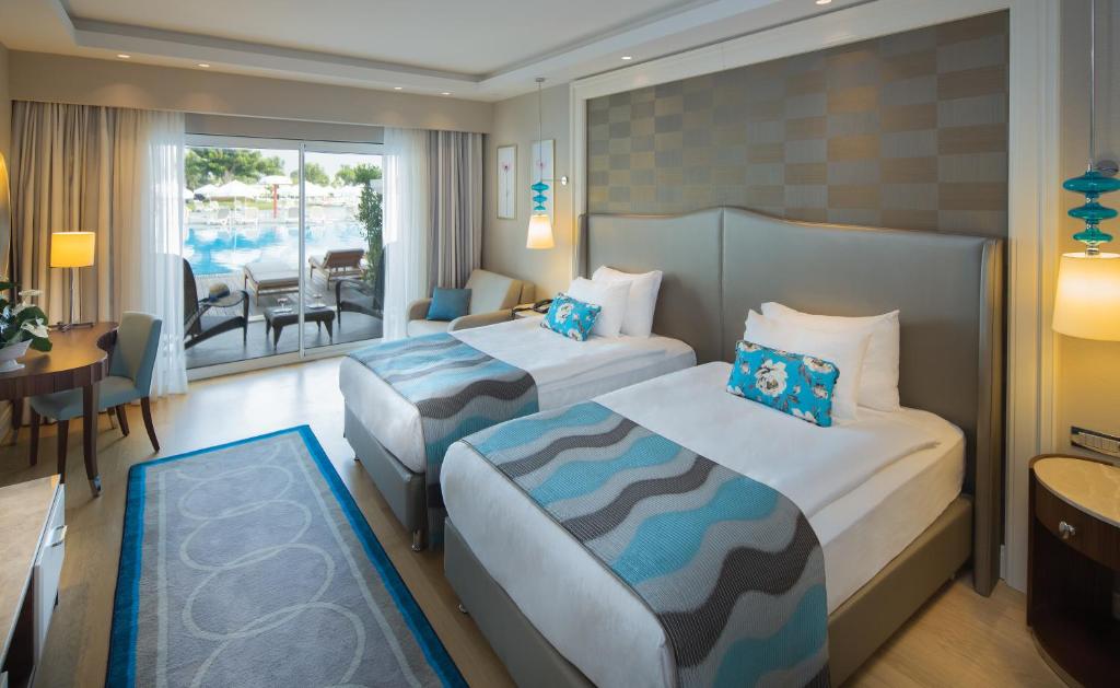 cheap resort hotels to Spend holiday with family