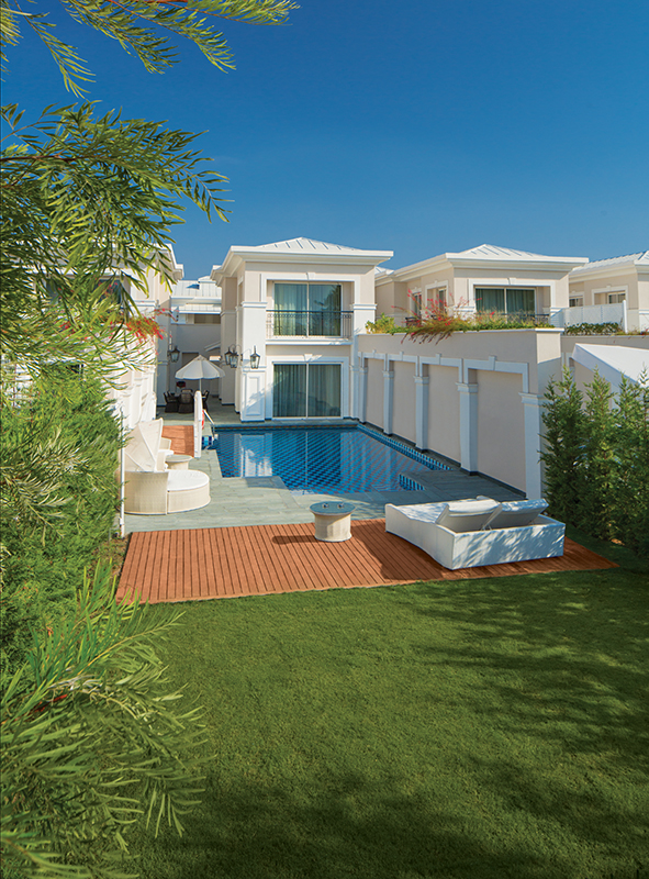 cheap resort hotels to Spend holiday with family