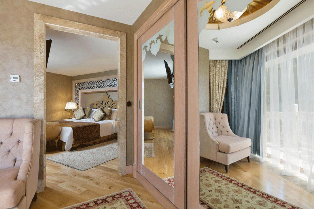 cheap resort hotels to Spend holiday with family