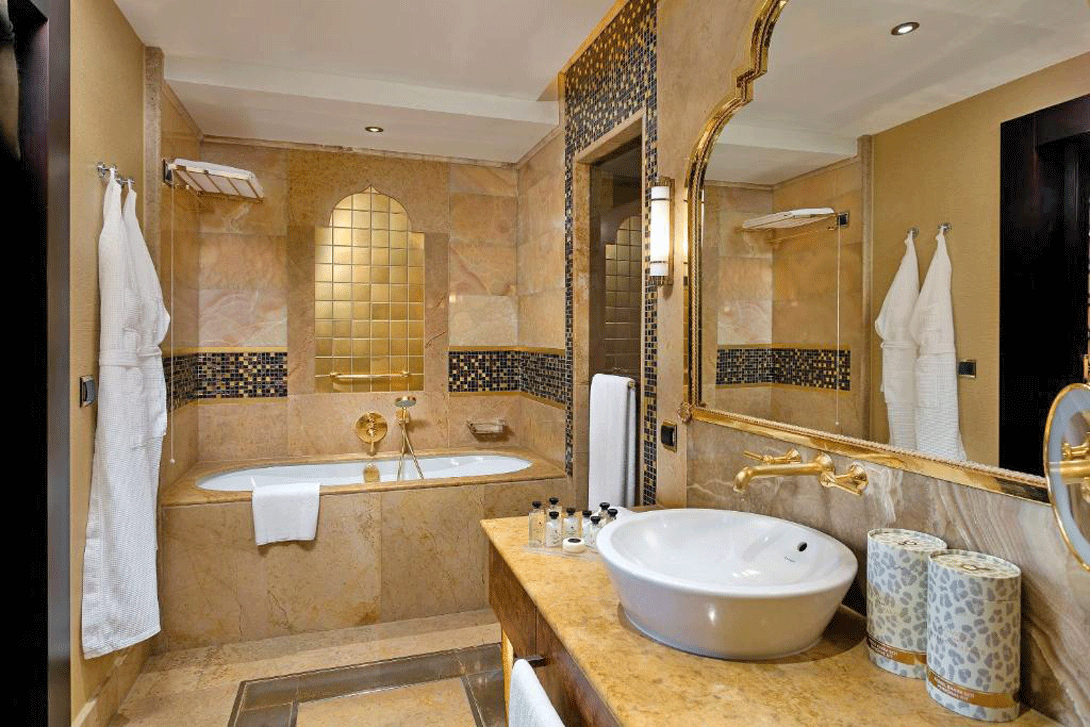 cheap resort hotels to Spend holiday with family