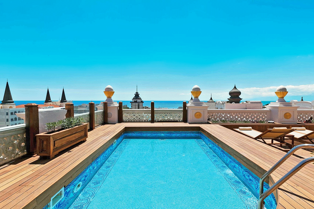 cheap resort hotels to Spend holiday with family