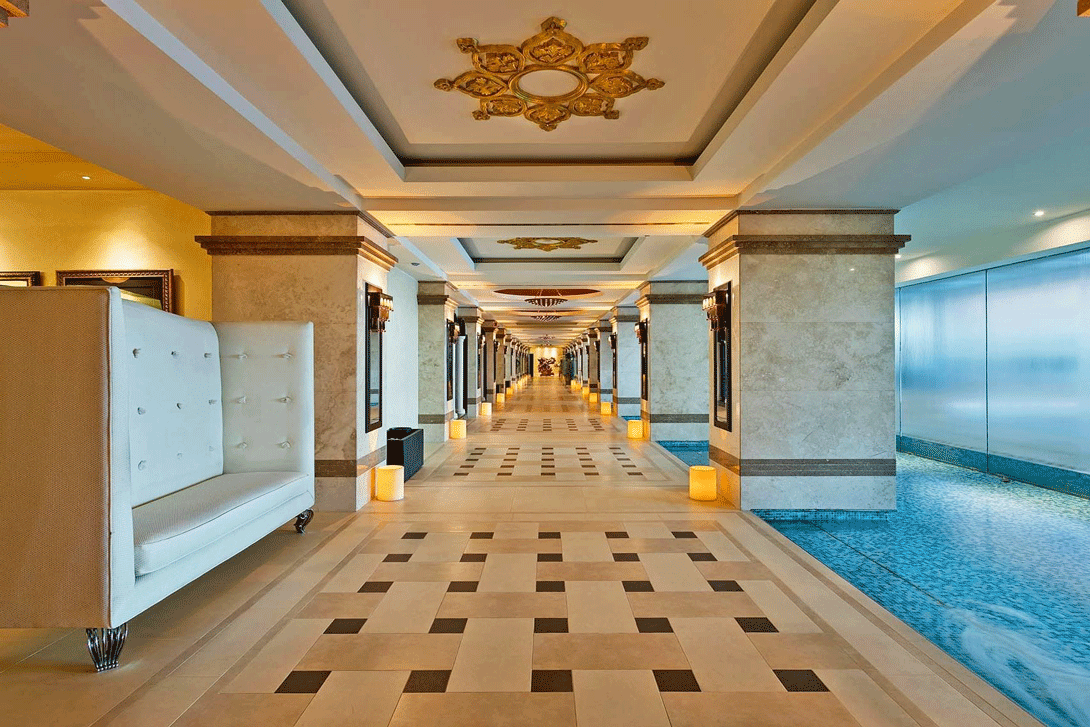 cheap resort hotels to Spend holiday with family