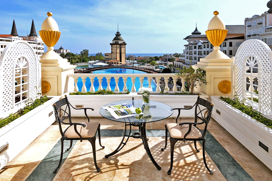 cheap resort hotels to Spend holiday with family