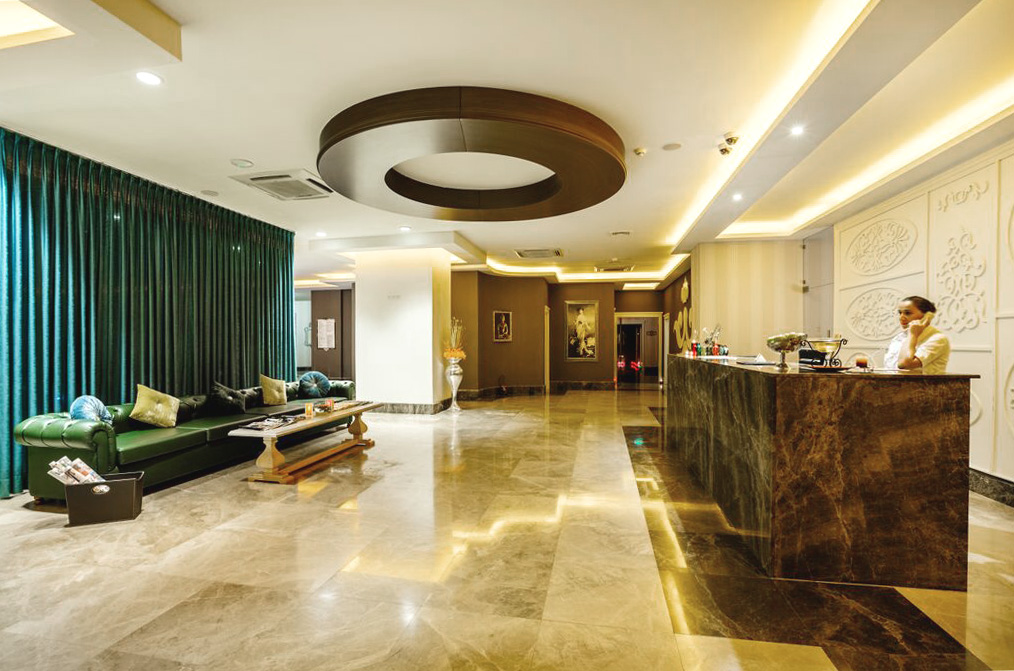 cheap resort hotels to Spend holiday with family