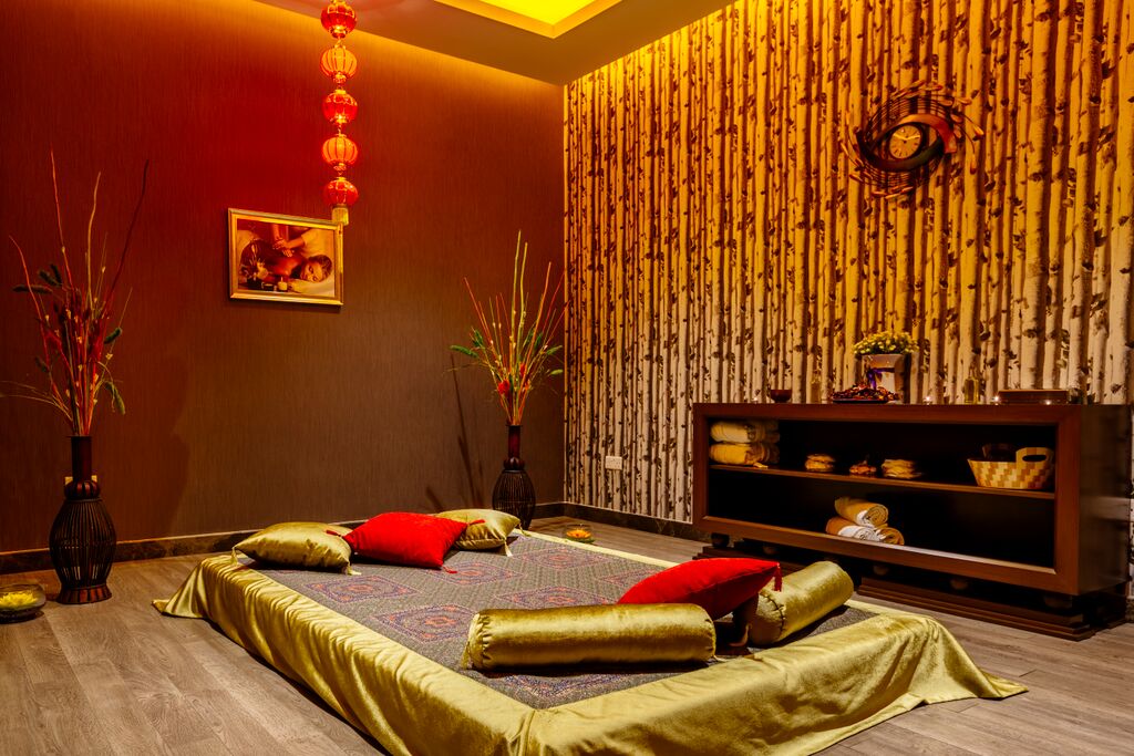 cheap resort hotels to Spend holiday with family