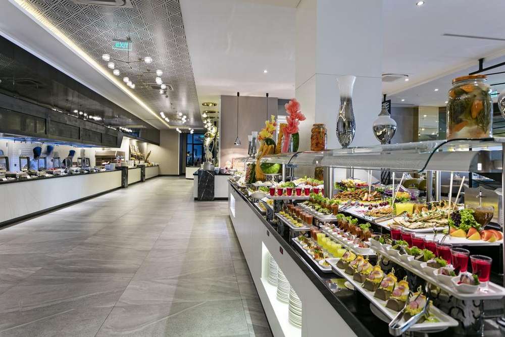 cheap resort hotels to Spend holiday with family