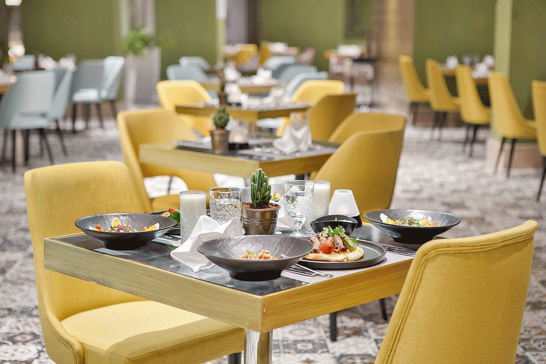 cheap resort hotels to Spend holiday with family