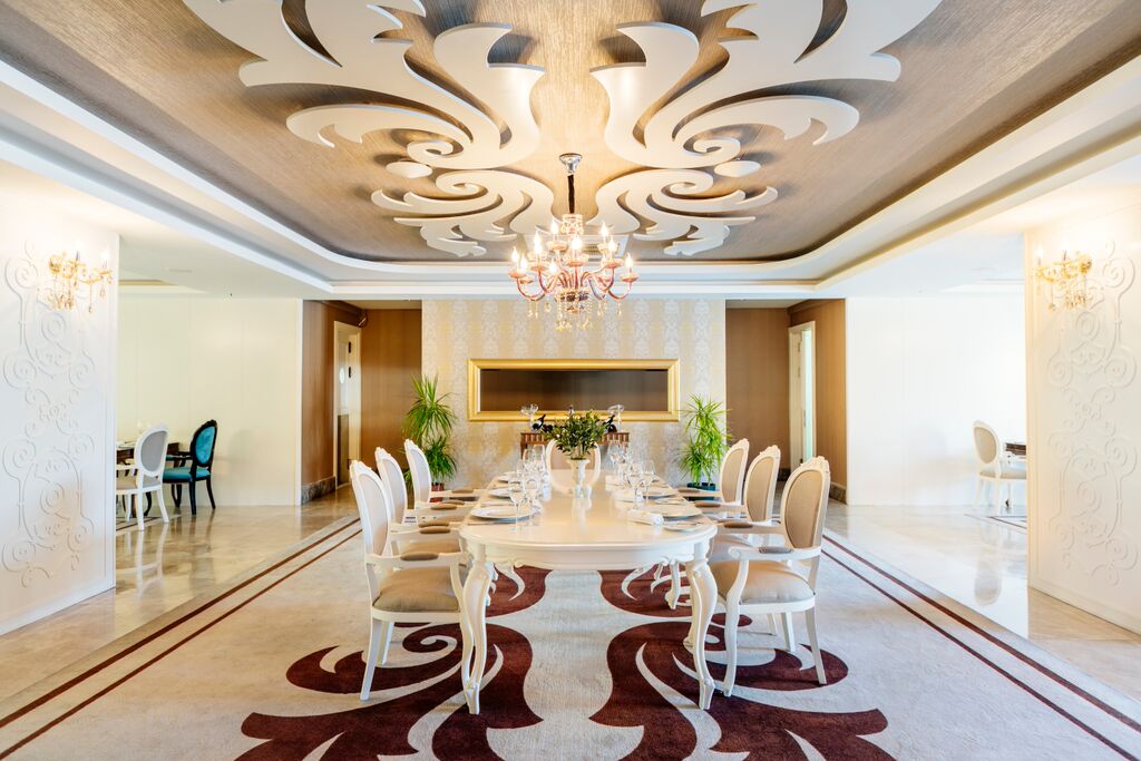 cheap resort hotels to Spend holiday with family