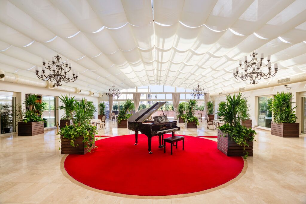 cheap resort hotels to Spend holiday with family