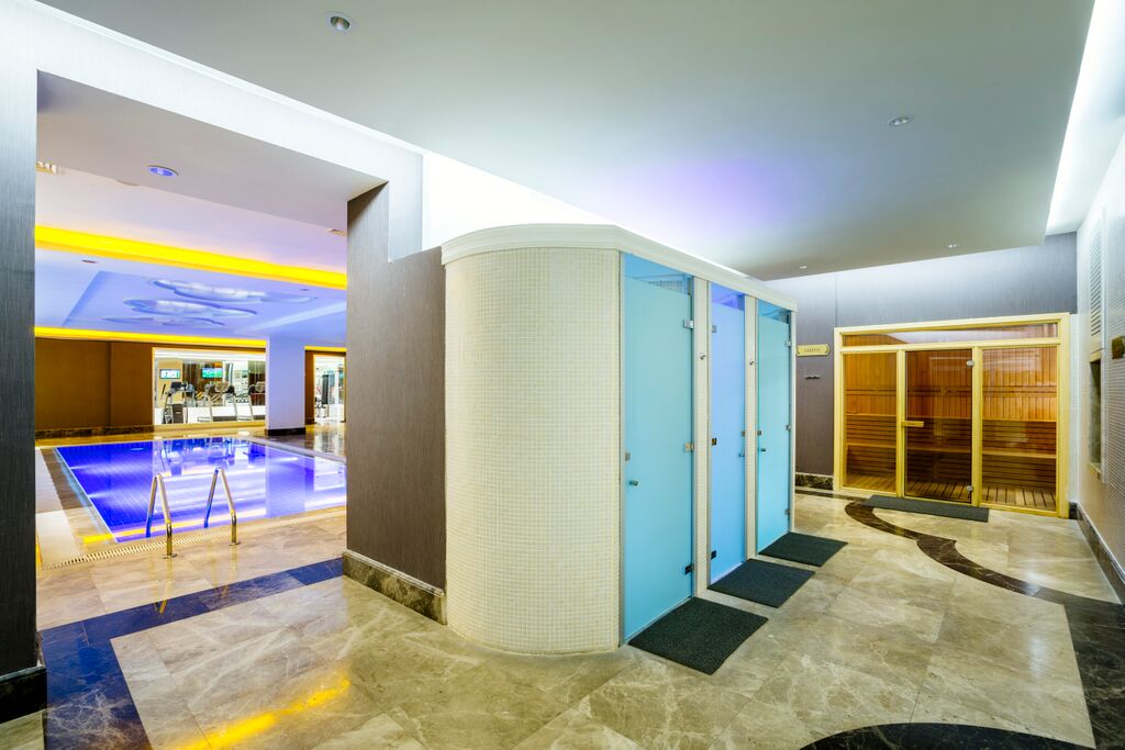 cheap resort hotels to Spend holiday with family