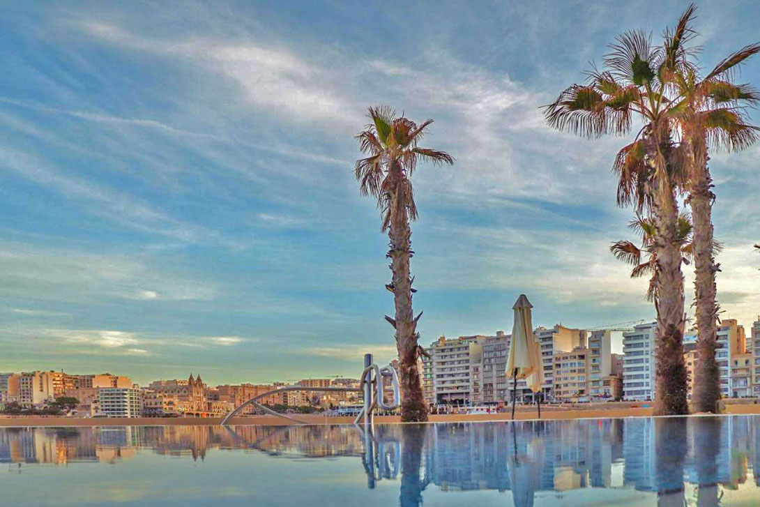 cheap resort hotels to Spend holiday with family