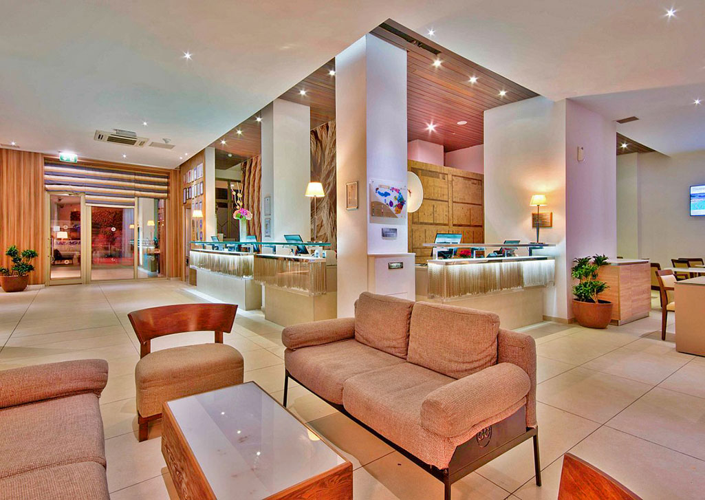 cheap resort hotels to Spend holiday with family