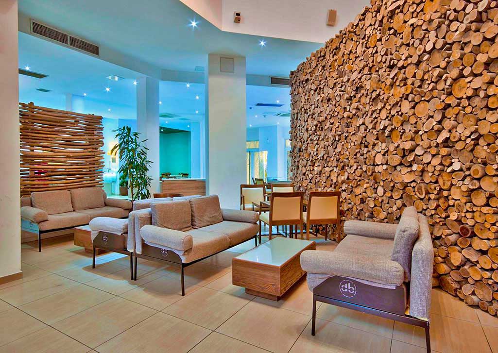 cheap resort hotels to Spend holiday with family