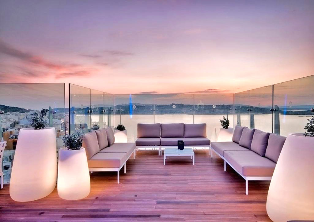 cheap resort hotels to Spend holiday with family