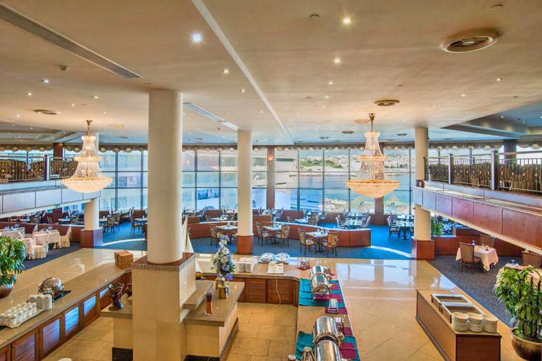 cheap resort hotels to Spend holiday with family