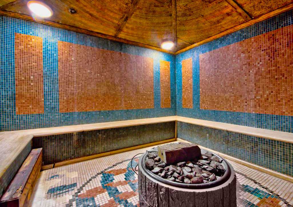 cheap resort hotels to Spend holiday with family