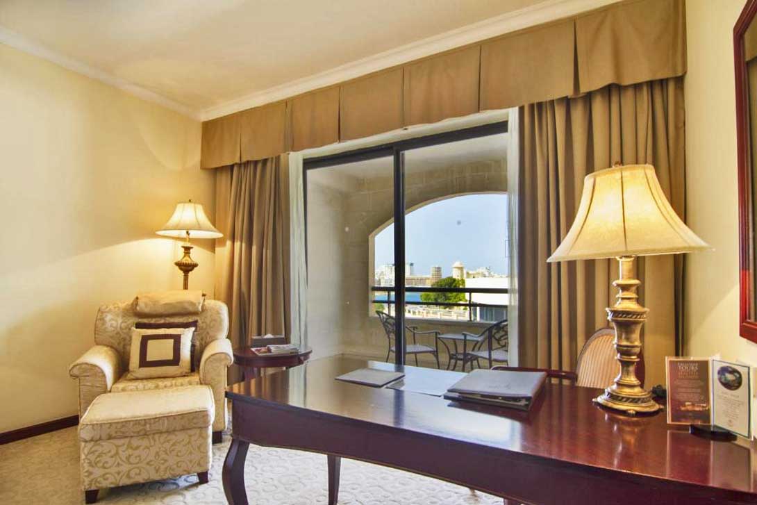 cheap resort hotels to Spend holiday with family