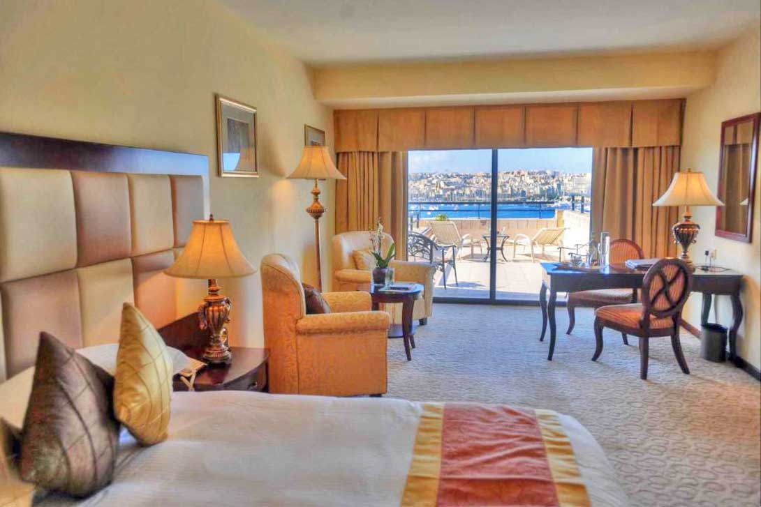 cheap resort hotels to Spend holiday with family