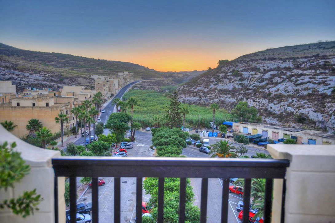 cheap resort hotels to Spend holiday with family