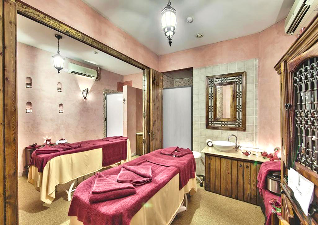 cheap resort hotels to Spend holiday with family