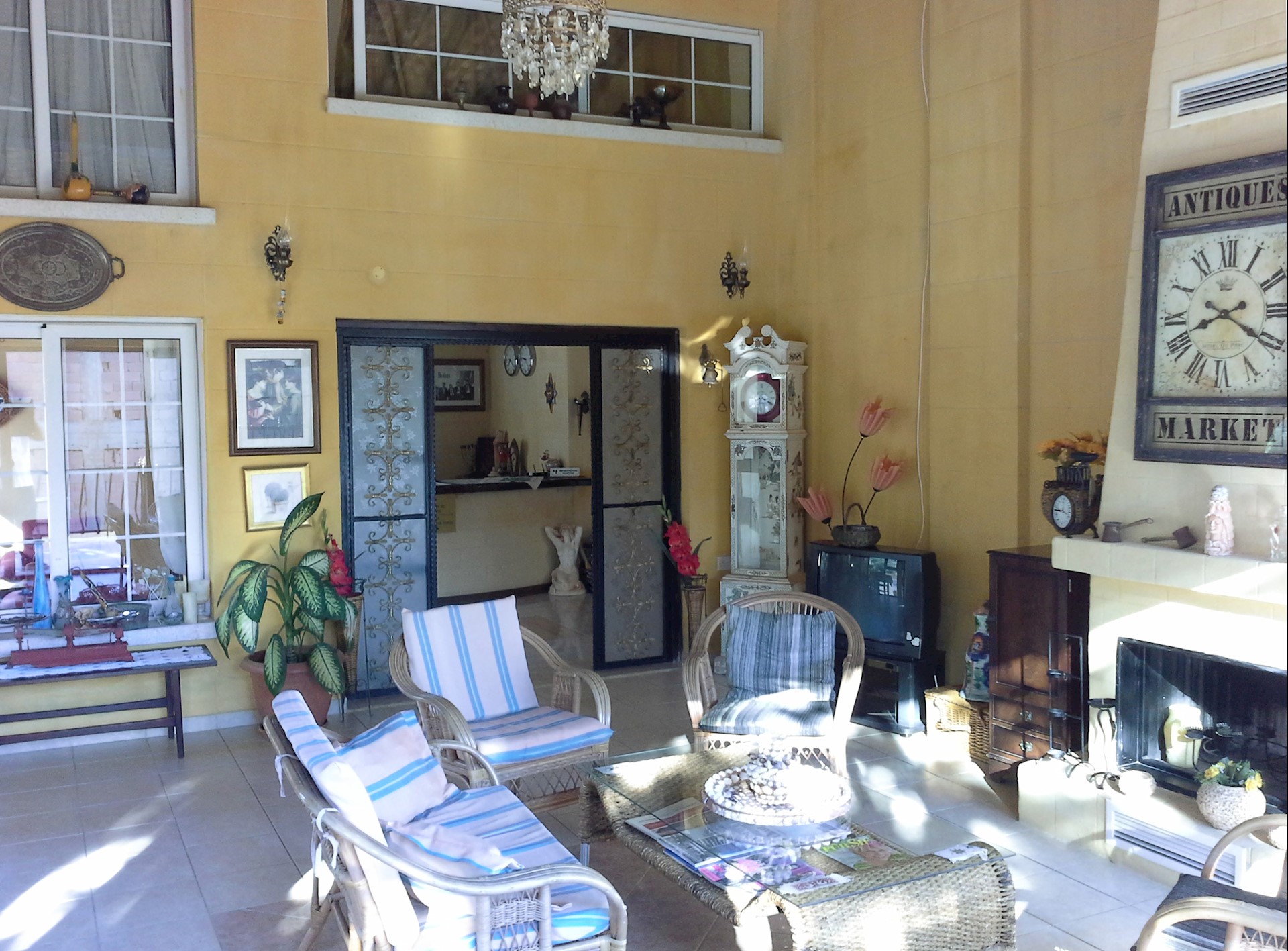 cheap resort hotels to Spend holiday with family