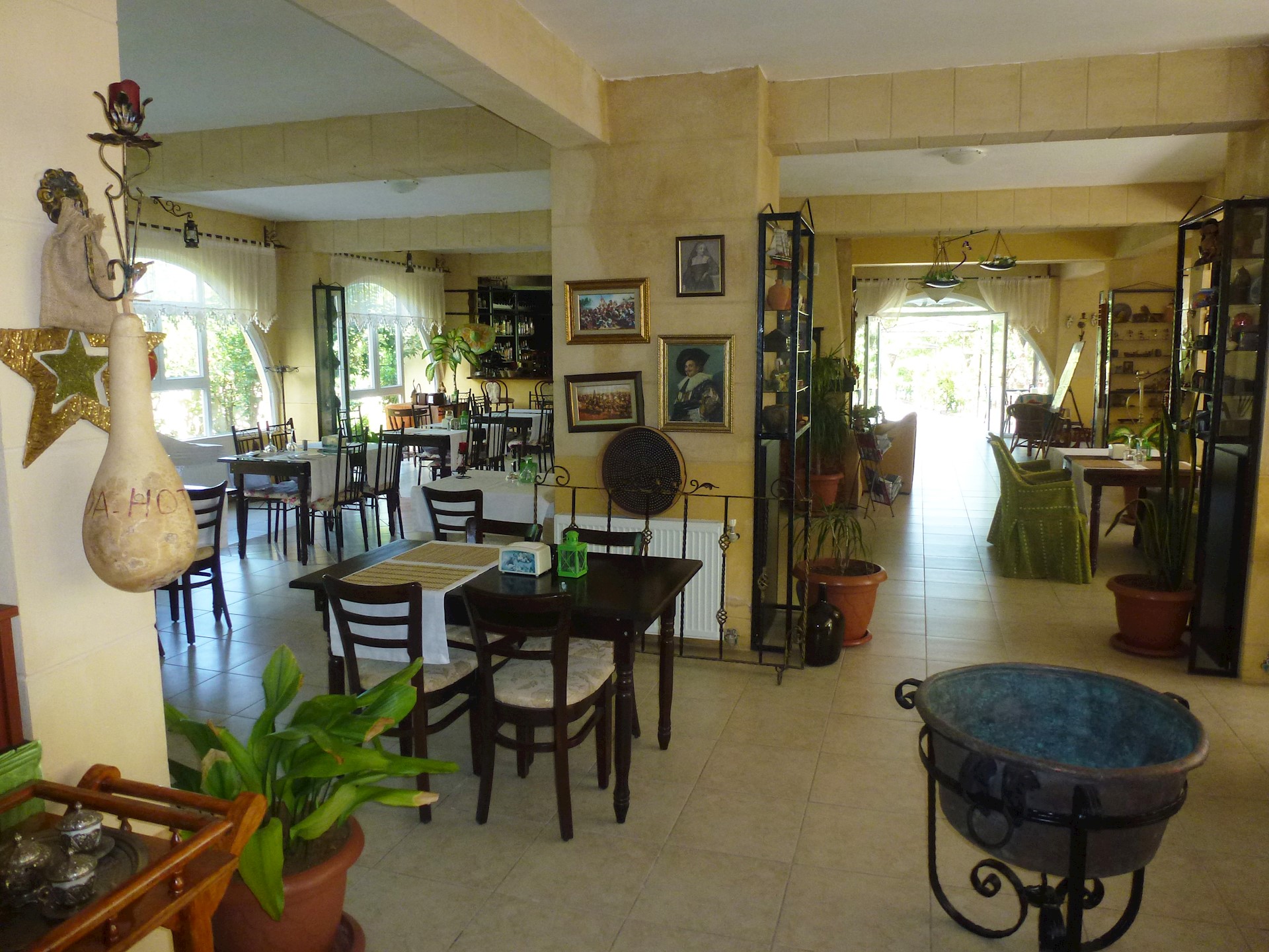 cheap resort hotels to Spend holiday with family