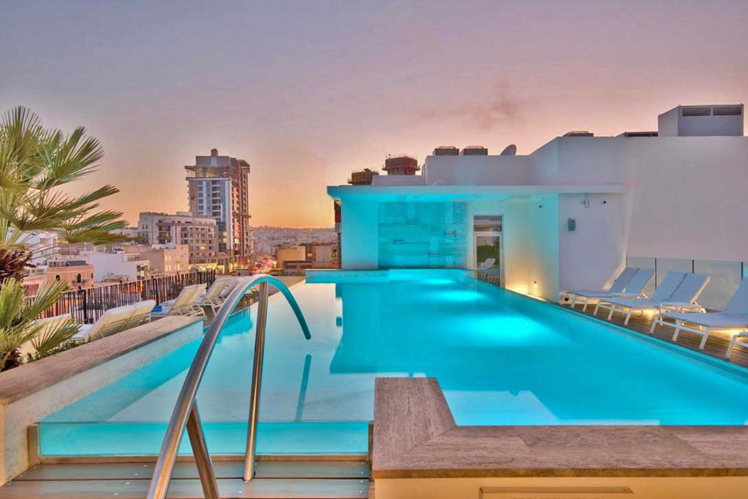 cheap resort hotels to Spend holiday with family