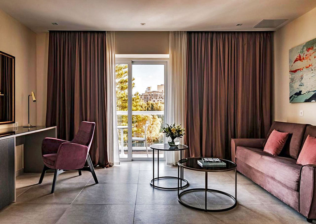 cheap resort hotels to Spend holiday with family