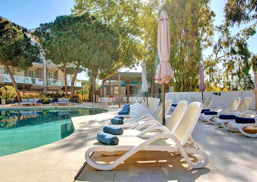 cheap resort hotels to Spend holiday with family