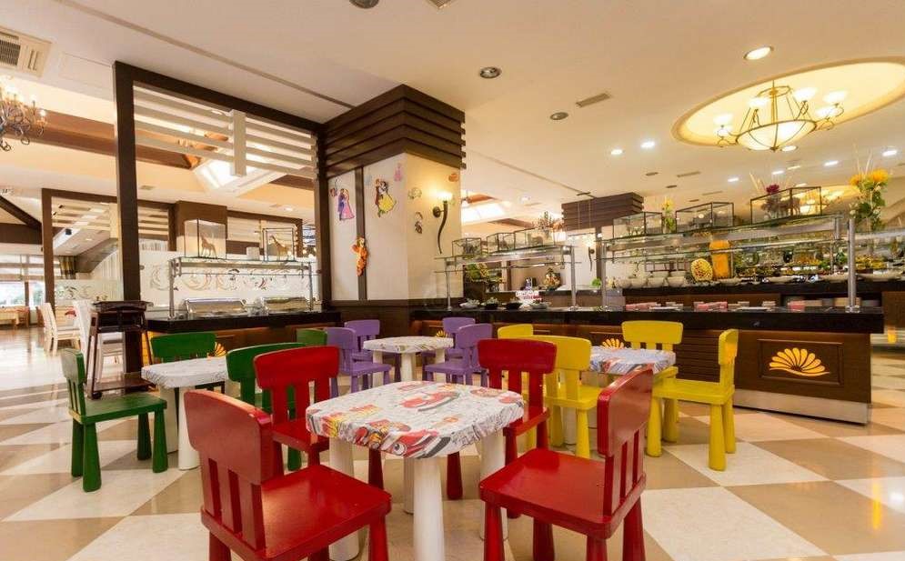 cheap resort hotels to Spend holiday with family