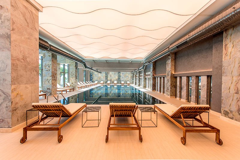 cheap resort hotels to Spend holiday with family