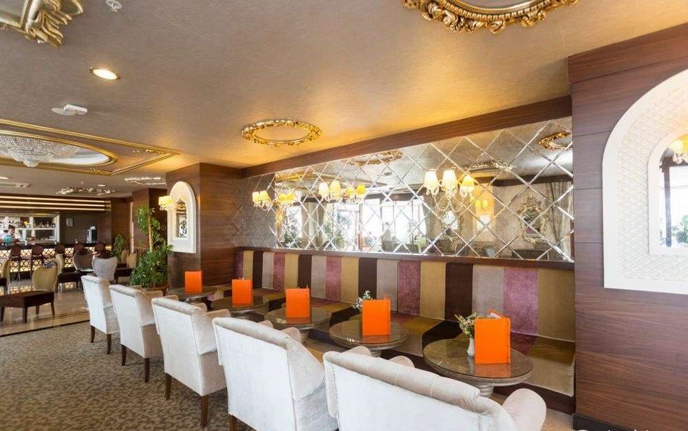 cheap resort hotels to Spend holiday with family