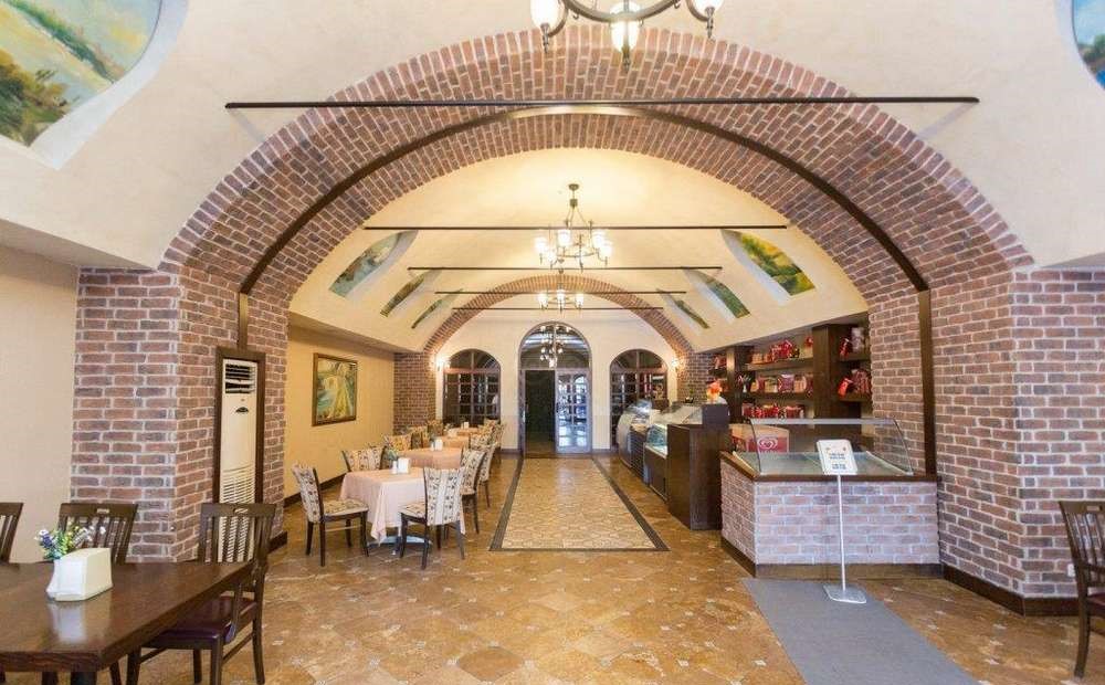 cheap resort hotels to Spend holiday with family