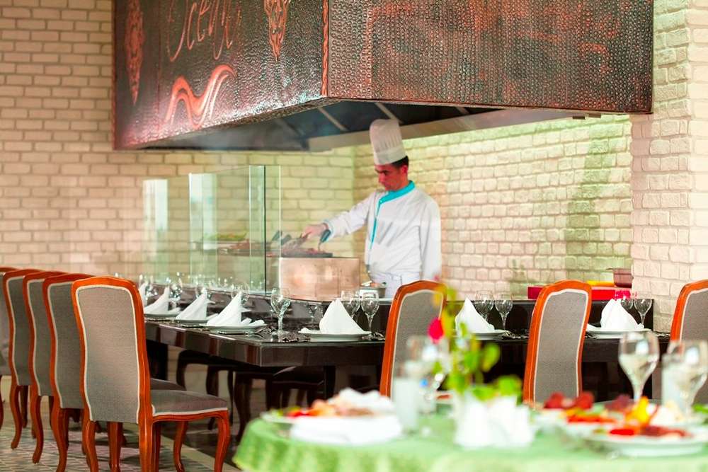 cheap resort hotels to Spend holiday with family