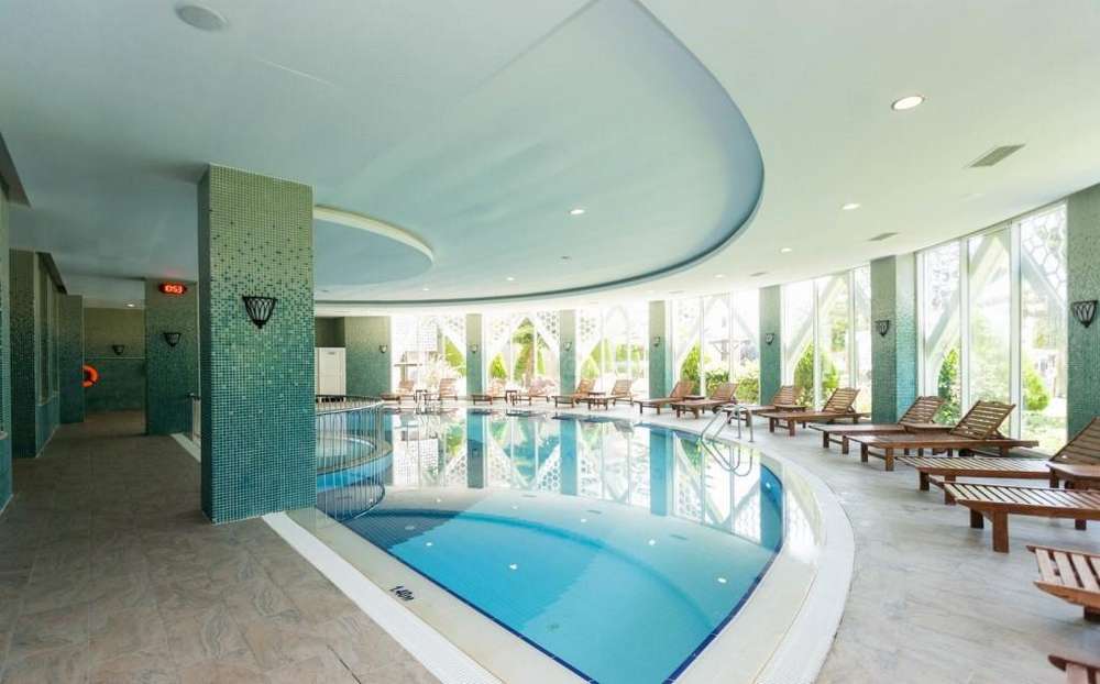 cheap resort hotels to Spend holiday with family