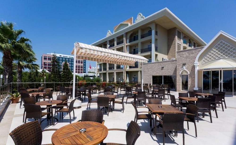 cheap resort hotels to Spend holiday with family