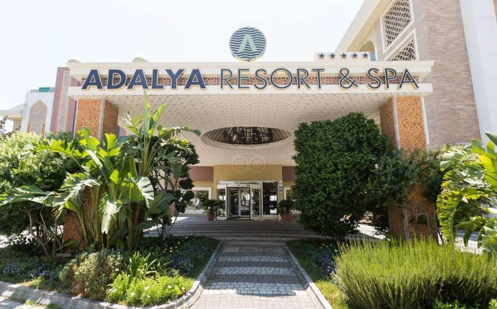 cheap resort hotels to Spend holiday with family