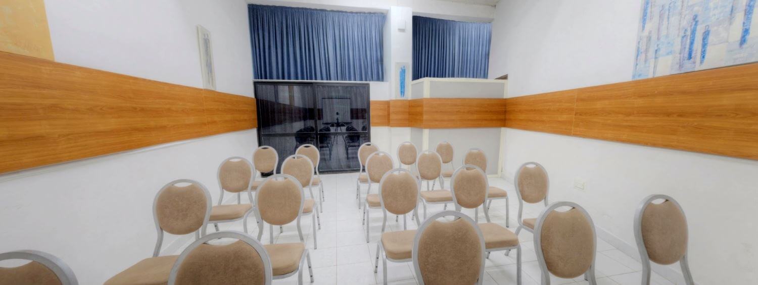 cheap resort hotels to Spend holiday with family