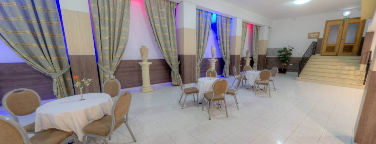 cheap resort hotels to Spend holiday with family