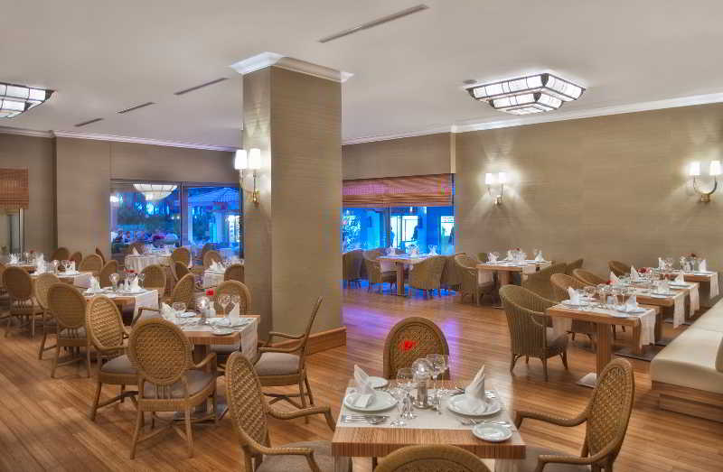 cheap resort hotels to Spend holiday with family