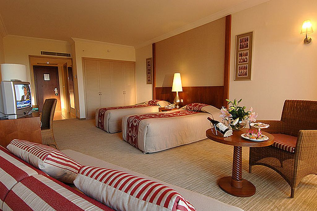 cheap resort hotels to Spend holiday with family