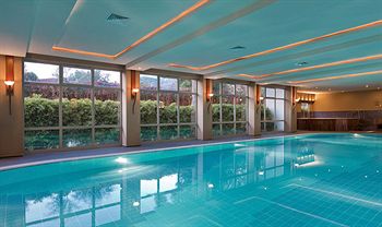 cheap resort hotels to Spend holiday with family