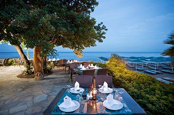 cheap resort hotels to Spend holiday with family