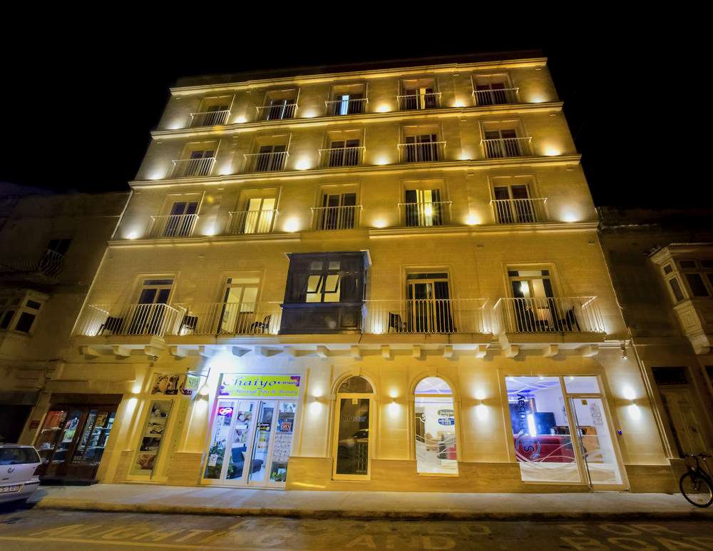 cheap resort hotels to Spend holiday with family