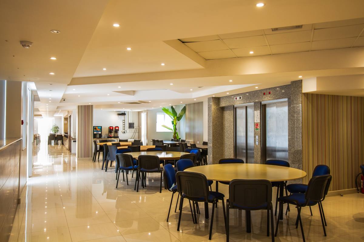 cheap resort hotels to Spend holiday with family