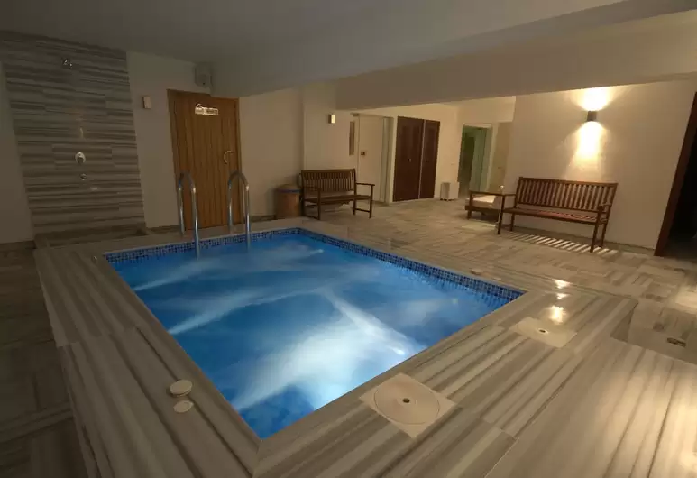 cheap resort hotels to Spend holiday with family