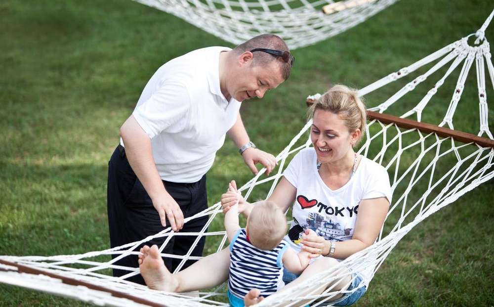 cheap resort hotels to Spend holiday with family