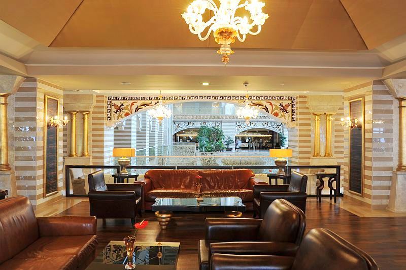 cheap resort hotels to Spend holiday with family