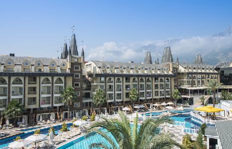 cheap resort hotels to Spend holiday with family