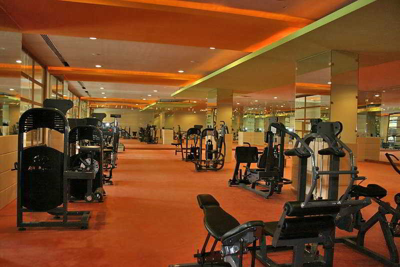 cheap resort hotels to Spend holiday with family